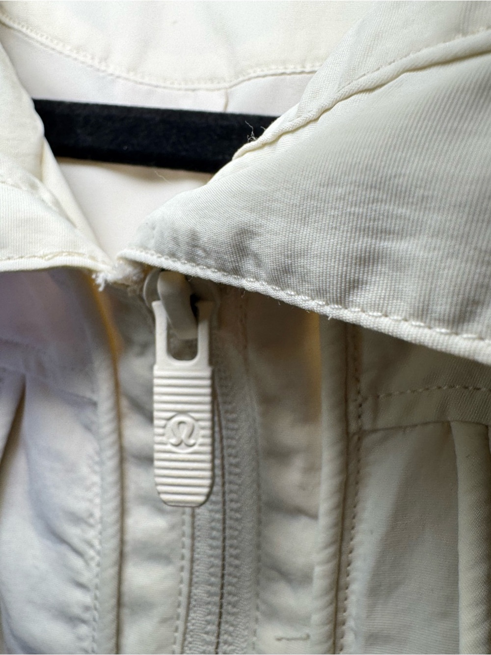 Lululemon Cream Utility Cargo Full Zip Jacket Size 6 - Picture 3 of 9
